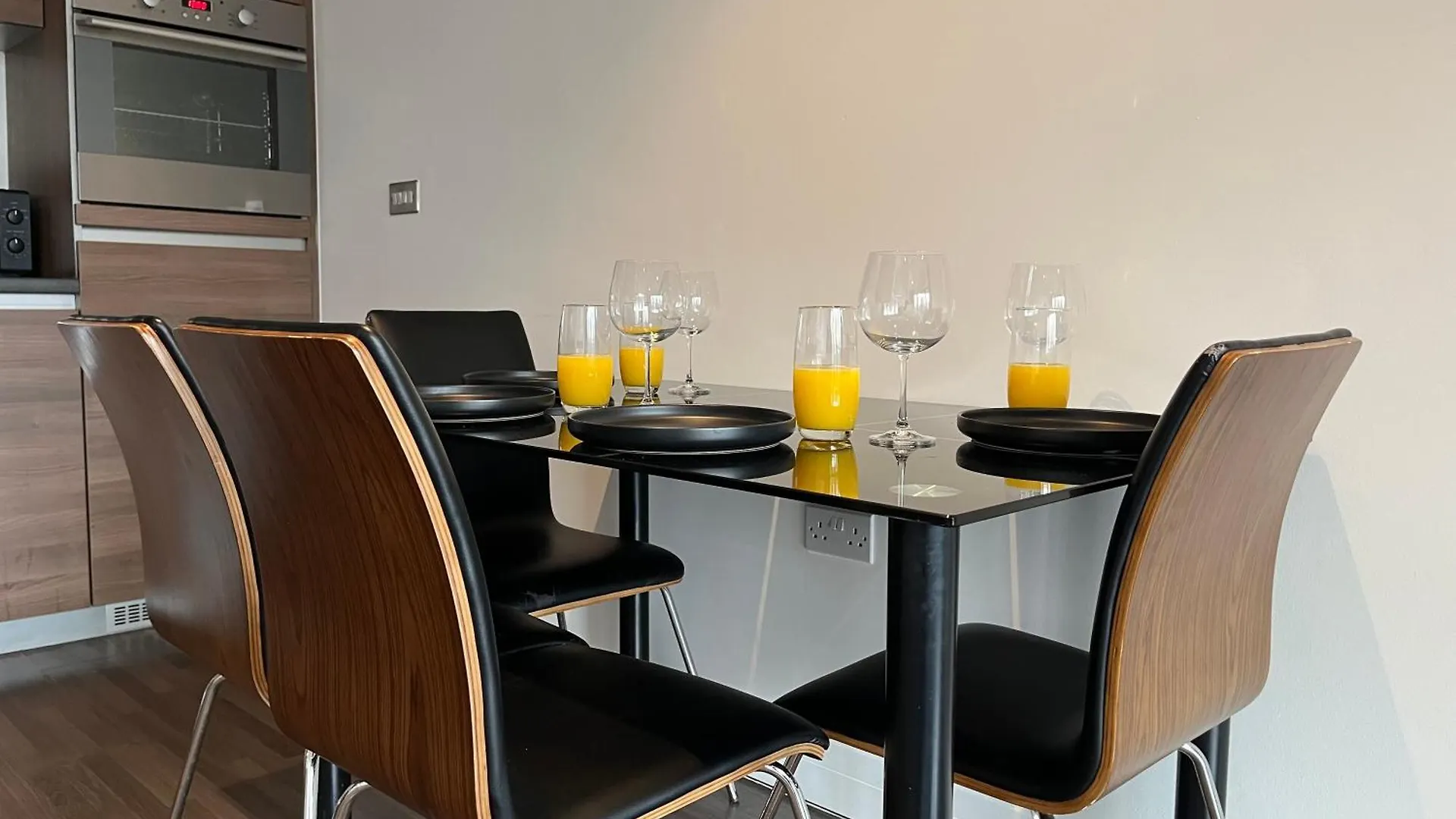 Charming & Cosy 2 Bed Apartment Londra Birleşik Krallık